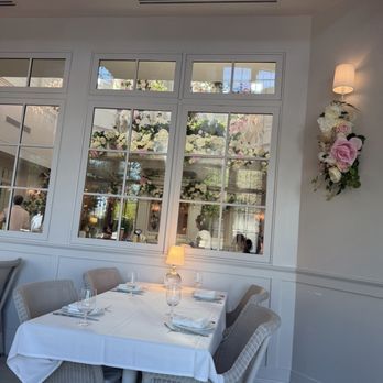 The Cake Bake Shop - Interior of restaurant - Breakfast & Brunch Near Me - Bay Lake, Florida