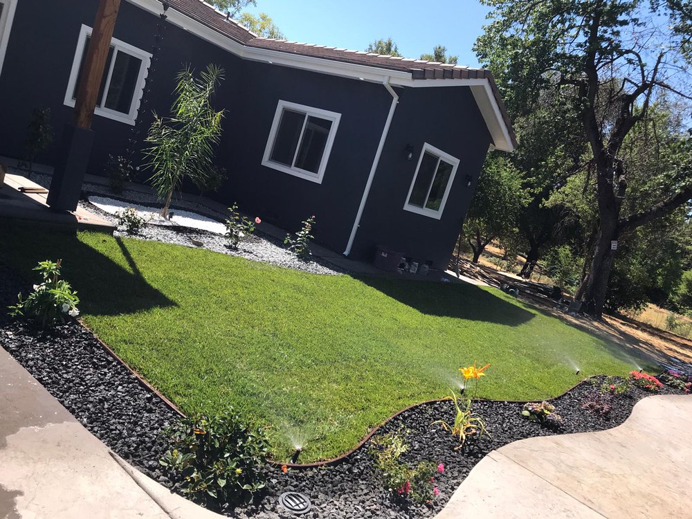 Slide of Reynoso Roofing and Fencing