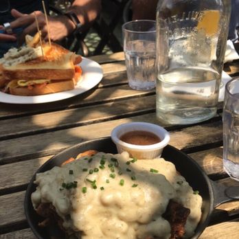 Northern Bell - Southern chicken and biscuits - Beer Bar Near Me - Brooklyn, New York