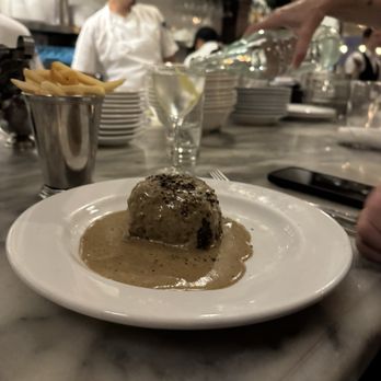 Petit Trois - Steak au Poivre - French Near Me - Los Angeles, California Petit Trois - Steak au Poivre - French Near Me - Los Angeles, California