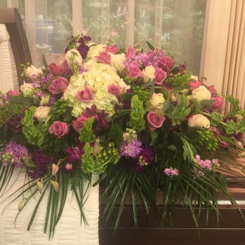 Armstrong Flowers - Florists Near Me - Fort Wayne, Indiana