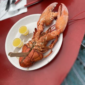 The Place - LOBSTAH - Seafood Near Me - Guilford, Connecticut