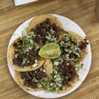 Carnitas Michoacan - Carne asada tacos - Mexican Near Me - Los Angeles, California