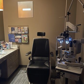Miller Eye Care - Exam room - Optometrists Near Me - Renton, Washington Miller Eye Care - Exam room - Optometrists Near Me - Renton, Washington