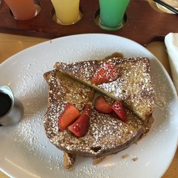 Ruby Sunshine Charleston Downtown - Classic French Toast - Breakfast & Brunch Near Me - Charleston, South Carolina