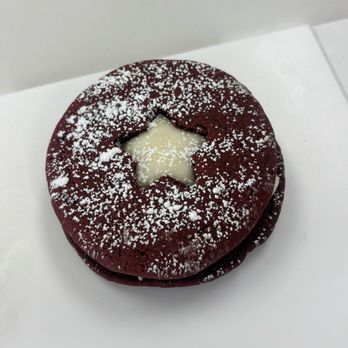 Crumbl - Lake Forest - Bakeries Near Me - Lake Forest, California Crumbl - Lake Forest - Bakeries Near Me - Lake Forest, California