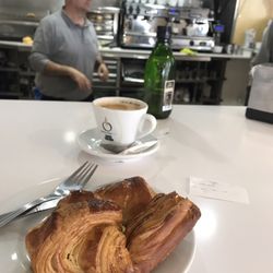 Ok San Francisco - Cornettone e caffelatte