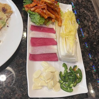 Haewadall - Bossam Veggies - Korean Near Me - Niles, Illinois
