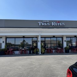 Casa de Tres Reyes - Exterior