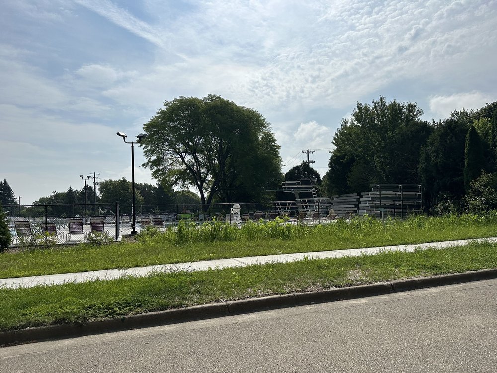 RIDGEWOOD POOL Updated March 2024 5109 Barton Rd, Madison