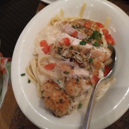 Fettuccine Alfredo Con Pollo