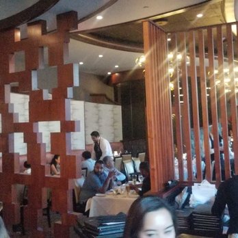 Ruth's Chris Steak House - Steakhouses Near Me - Pasadena, California