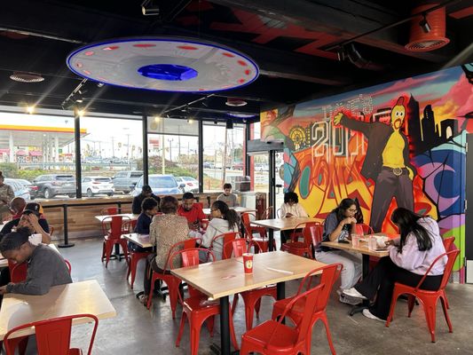 Dave's Hot Chicken by null