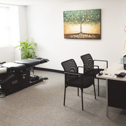 DC Chiropractic And Sports Injury Clinic - Treatment Area