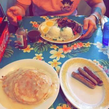 808 Grindz Cafe - Cafes Near Me - Lahaina, Hawaii