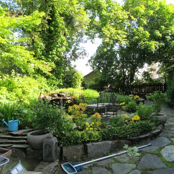Wellshire Bed and Breakfast - Bed & Breakfast Near Me - Lunenburg, Nova Scotia Wellshire Bed and Breakfast - Bed & Breakfast Near Me - Lunenburg, Nova Scotia