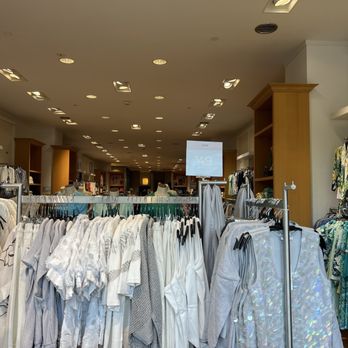 Chico's - Women's Clothing Near Me - Coral Gables, Florida Chico's - Women's Clothing Near Me - Coral Gables, Florida