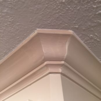 LBJ Construction & Handyman Services - Crown molding after they painted (notice it is distinctly different) and looks terrible. - General Contractors Near Me - Houston, Texas LBJ Construction & Handyman Services - Crown molding after they painted (notice it is distinctly different) and looks terrible. - General Contractors Near Me - Houston, Texas