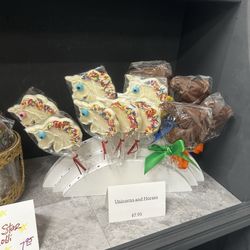 Sweet Cascades Chocolatier - Chocolate