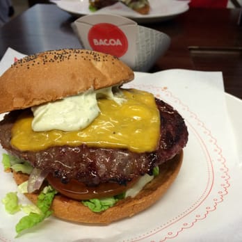 Bacoa - The Clásica burger. Delicious. - Burgers Near Me - Barcelona, B