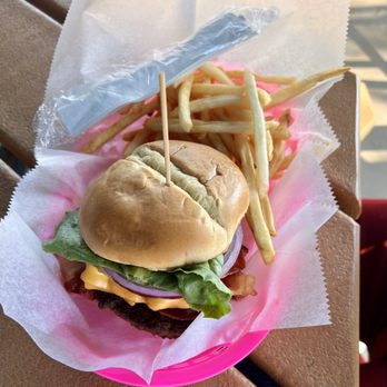 Kalua Beach Bar - Cheeseburger with fries. - Bars Near Me - Tavares, Florida Kalua Beach Bar - Cheeseburger with fries. - Bars Near Me - Tavares, Florida