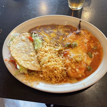 Mi Guadalajara - Shredded beef taco, chile relleno, refried beans and Spanish rice. - Mexican Near Me - Escondido, California