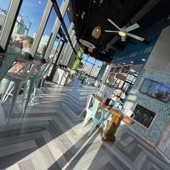Playa Bowls - Interior - Acai Bowls Near Me - Virginia Beach, Virginia