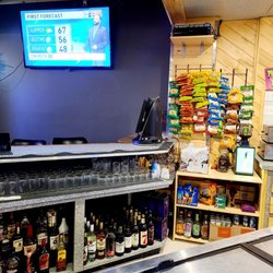 Bt's Lounge - Snacks