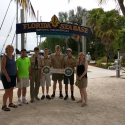 TOnFRO Transportation - Great place to learn to scuba dive. Staff is friendly and patient but also know where the good dive spots are.
