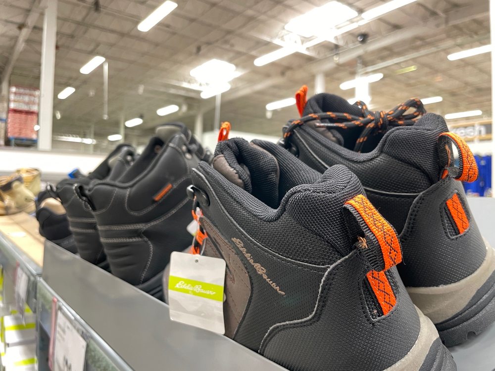 BJ’S WHOLESALE CLUB Updated August 2024 48 Photos & 30 Reviews 26 Whittier St., Framingham