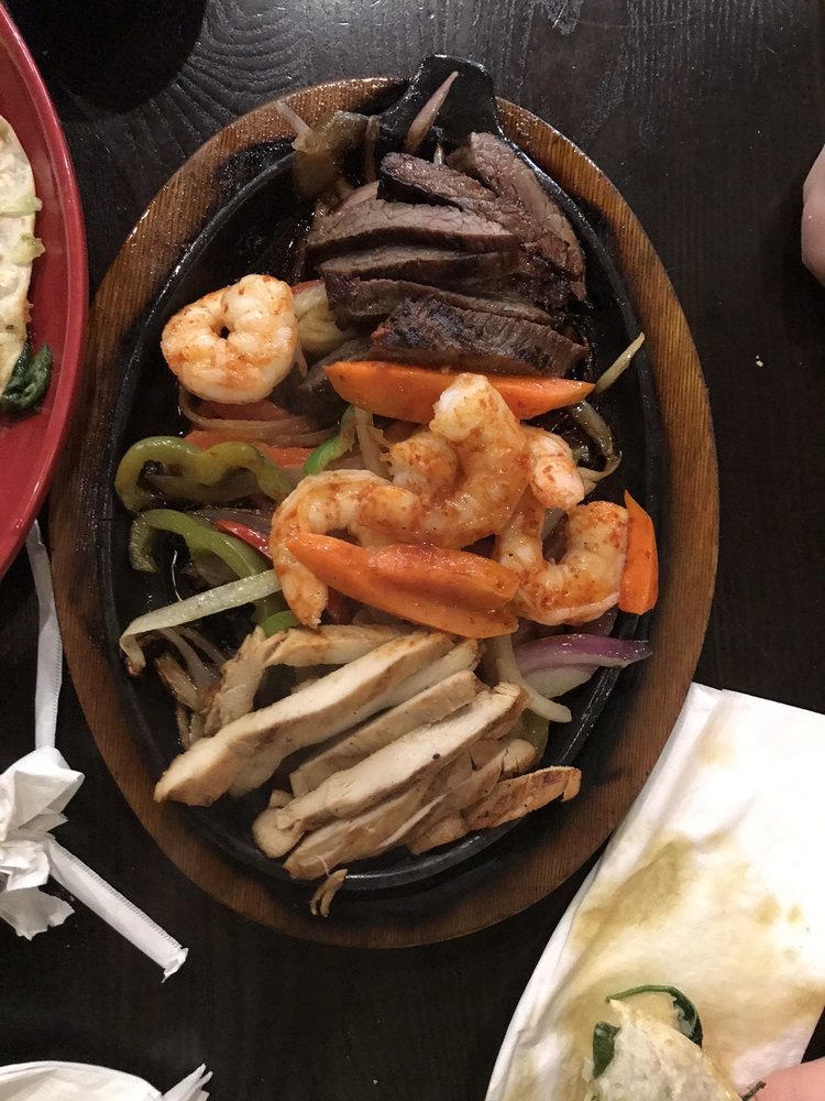 Order Fajita Sampler food online from Azteca D' Oro store, Winter Haven on bringmethat.com