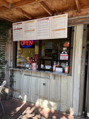 Boni's Tacos by null