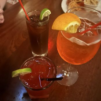 Gossip Bar & Restaurant - Drinks - Irish Pub Near Me - New York, New York