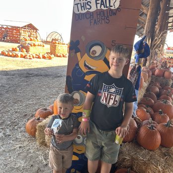 Dutch Hollow Farms - More pumpkin picking fun! - Pick Your Own Farms Near Me - Modesto, California Dutch Hollow Farms - More pumpkin picking fun! - Pick Your Own Farms Near Me - Modesto, California