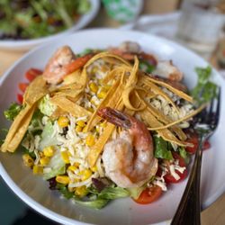 South Seas - South Seas Salad with shrimp
