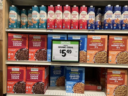 Sprouts Farmers Market by null