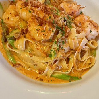 Makahiki - Shrimp and fettuccine - Bars Near Me - Kapolei, Hawaii Makahiki - Shrimp and fettuccine - Bars Near Me - Kapolei, Hawaii