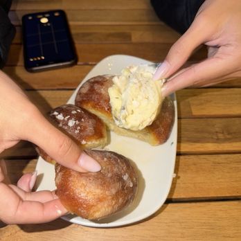 Half Shell - Potato rolls - Bars Near Me - Seattle, Washington