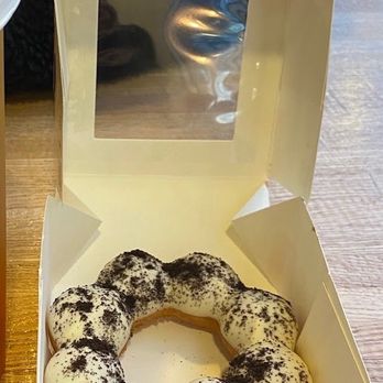 Mochii Donut - North Center - Donuts Near Me - Chicago, Illinois Mochii Donut - North Center - Donuts Near Me - Chicago, Illinois