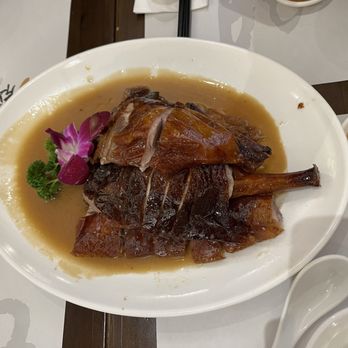 甘牌燒鵝 - Roast Goose!  Solid!  So delicious.  This is a half serving!  Nice firmness.  Meat to skin ratio.  Little fatty but not overly so! - Cantonese Near Me - Hong Kong, HK