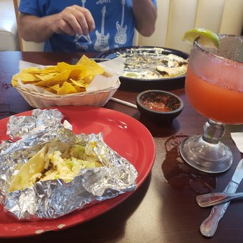 Chapala Mexican Grill - *Mora restaurant*  Great food and drink! - Bars Near Me - Cambridge, Minnesota