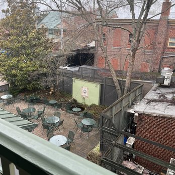 Lambertville House - Quaint view of the courtyard Carriage House Queen - Hotels Near Me - Lambertville, New Jersey Lambertville House - Quaint view of the courtyard Carriage House Queen - Hotels Near Me - Lambertville, New Jersey