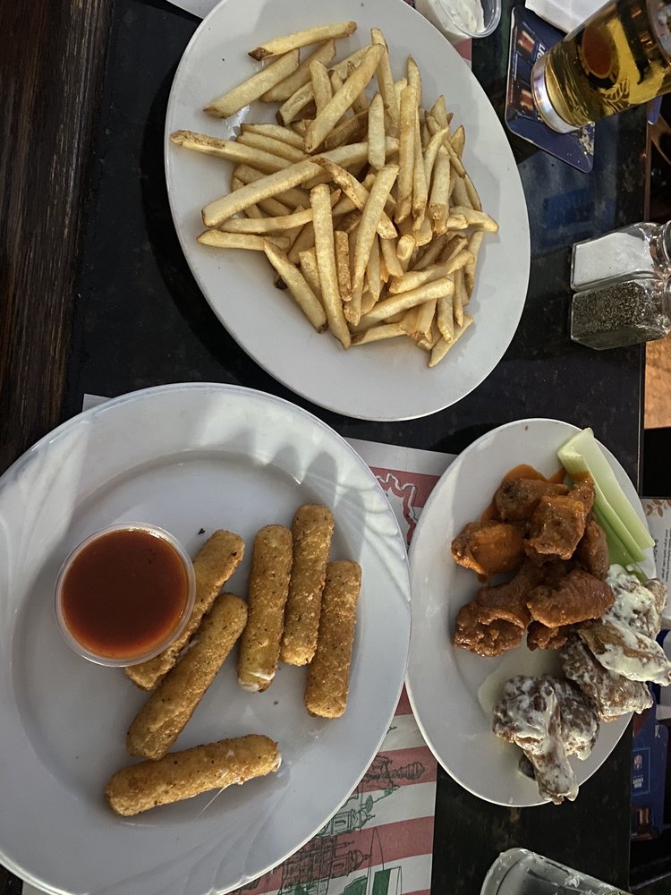 ALBAs Restaurant Image