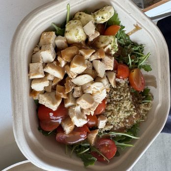 sweetgreen - Healthy Salads, Wraps, and Bowls - Salad Near Me - Huntington Station, New York sweetgreen - Healthy Salads, Wraps, and Bowls - Salad Near Me - Huntington Station, New York