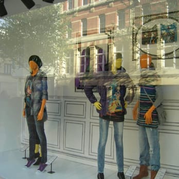 H & M - Fashion Near Me - Bristol, BST