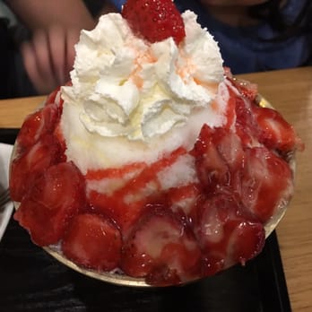 Snow Shack - Strawberry Snow - Desserts Near Me - Cebu City, CEB Snow Shack - Strawberry Snow - Desserts Near Me - Cebu City, CEB
