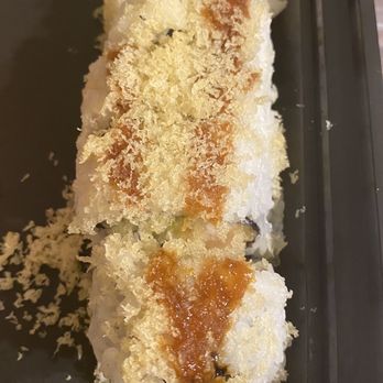 Maru Japanese Restaurant - Shrimp Crunch Roll - Sushi Bars Near Me - Austin, Texas Maru Japanese Restaurant - Shrimp Crunch Roll - Sushi Bars Near Me - Austin, Texas