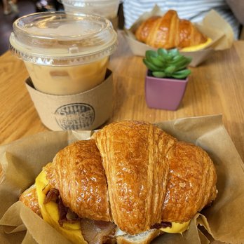 The Bakehouse Chicago - Patisserie/Cake Shop Near Me - Chicago, Illinois The Bakehouse Chicago - Patisserie/Cake Shop Near Me - Chicago, Illinois
