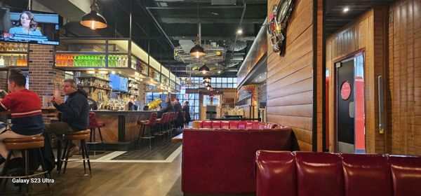 Guy Fieri's Smokehouse by null