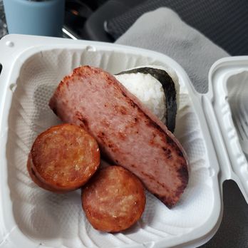 Lynn's Saimin & Cookie Shop - I think this like $3.50 - Japanese Near Me - Honolulu, Hawaii